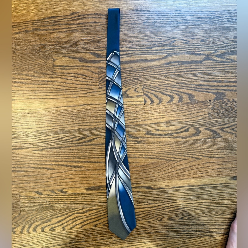 Vintage 1990s Robert Daskal Blue and Grey Printed Silk Tie Size: OS